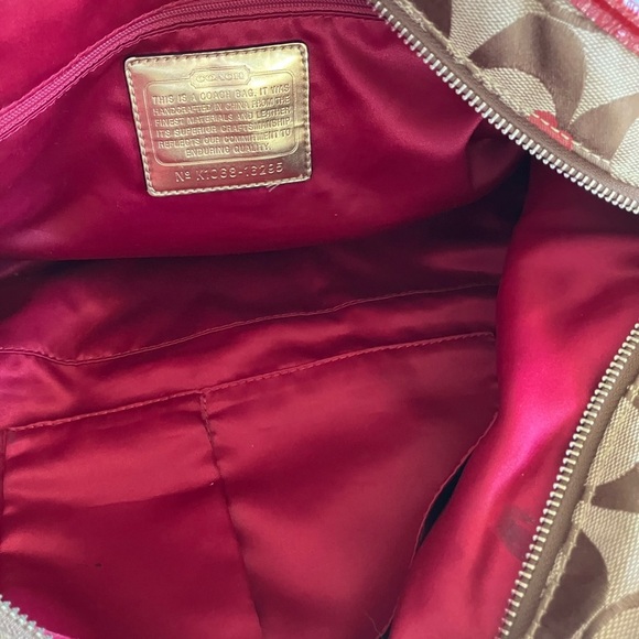 COACH Beige/Red/Gold Signature Canvas POPPY Laura Secret Admirer Tote Bag Purse - Picture 8 of 10